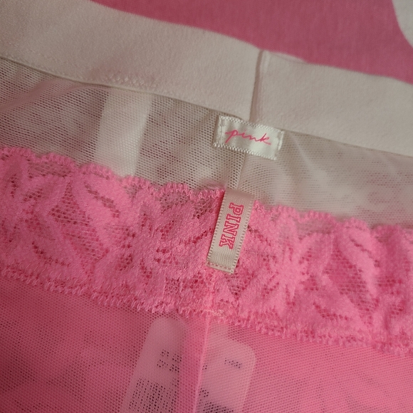 VS PINK 2pk Lace Cheekster Panties Size M 💗 - Picture 4 of 7